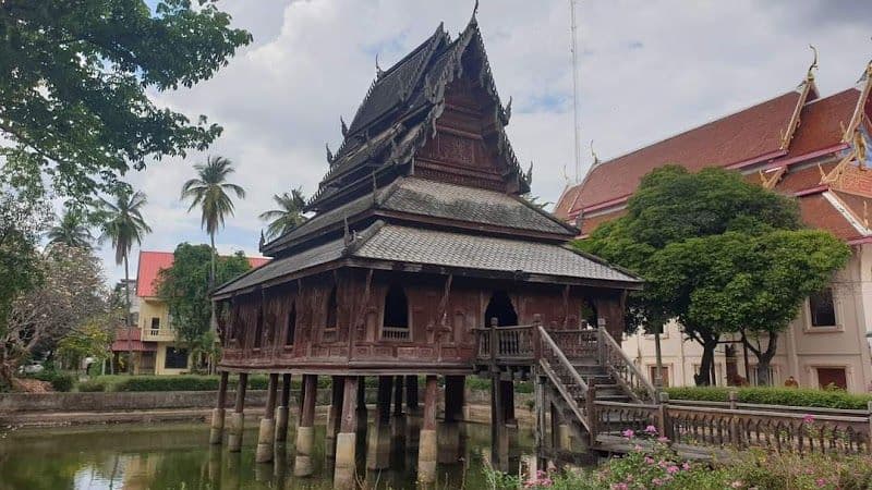 Ubon Ratchathani Travel Guide - Best time to visit - Booked ai