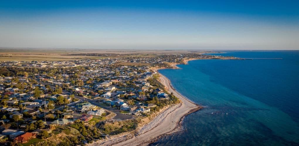 Tips for Exploring South Australia and Catching Flights in Adelaide