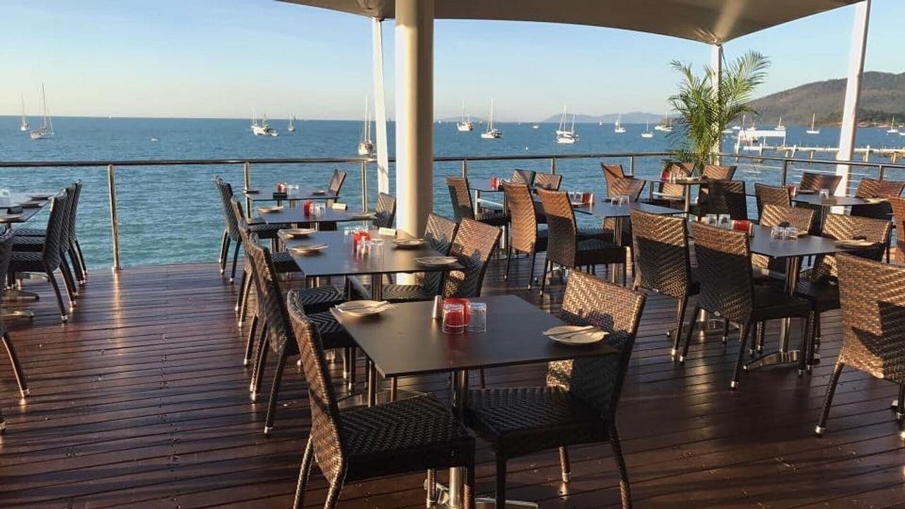 Dining & Nightlife