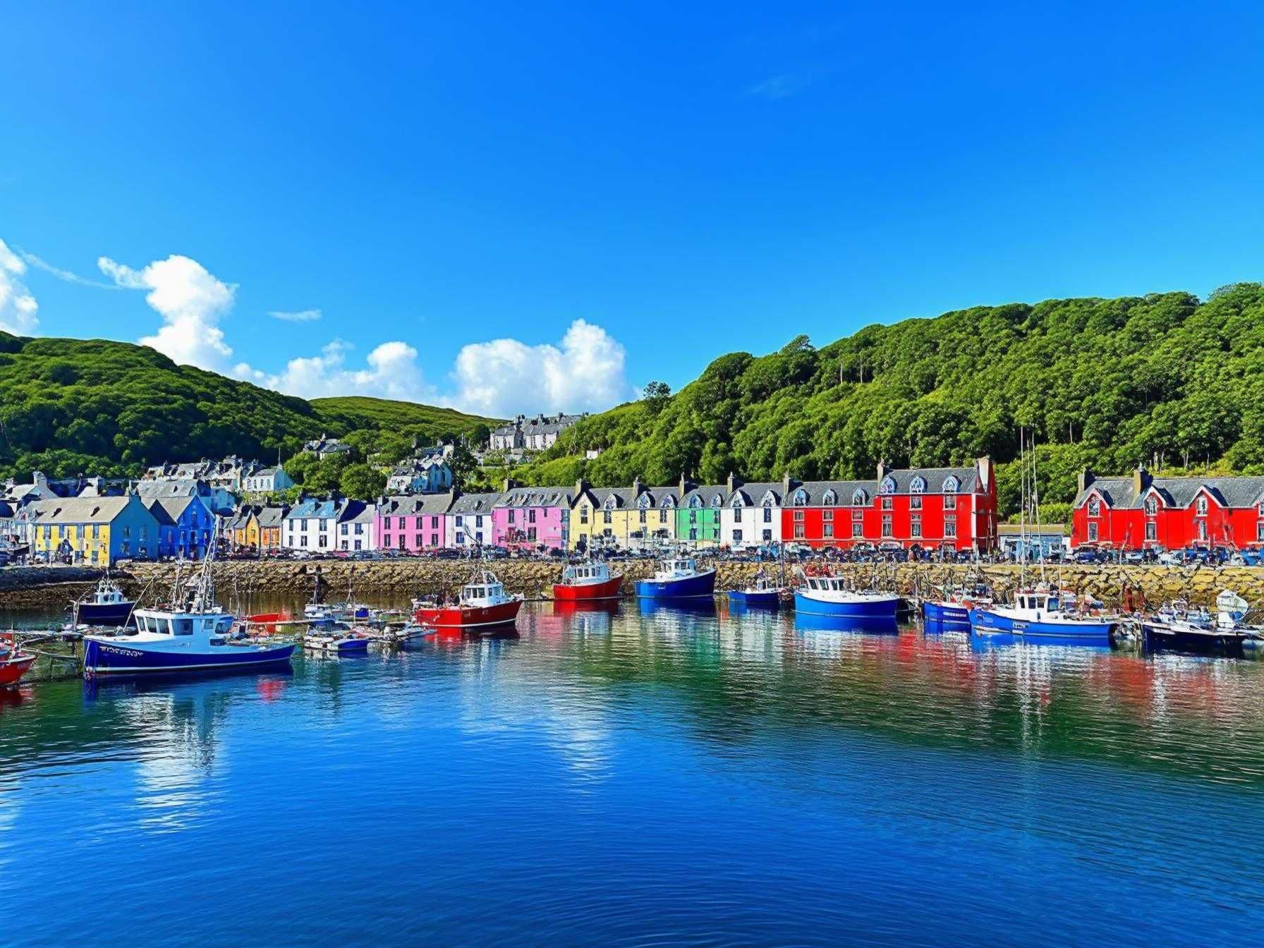 Best Time to Visit Tobermory Seasonal Travel Tips and Flights