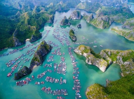 Holiday in Ha Long, Vietnam - Booked ai