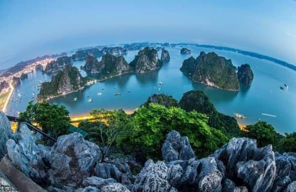 Ha Long Travel Guide - Best time to visit - Booked ai