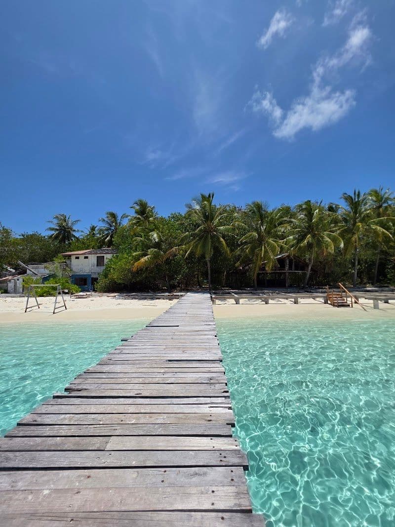 Hithadhoo Travel Guide - Best time to visit - Booked ai